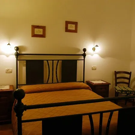 Poderone Vecchio * Sorano (Grosseto)