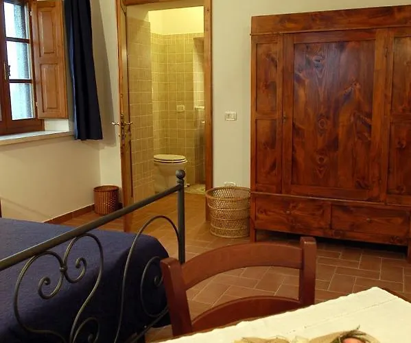 Poderone Vecchio * Sorano (Grosseto)