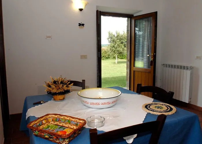 Çiftlik konaklama Poderone Vecchio Sorano (Grosseto)