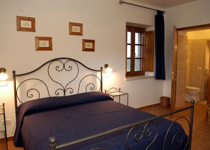 Poderone Vecchio Çiftlik konaklama